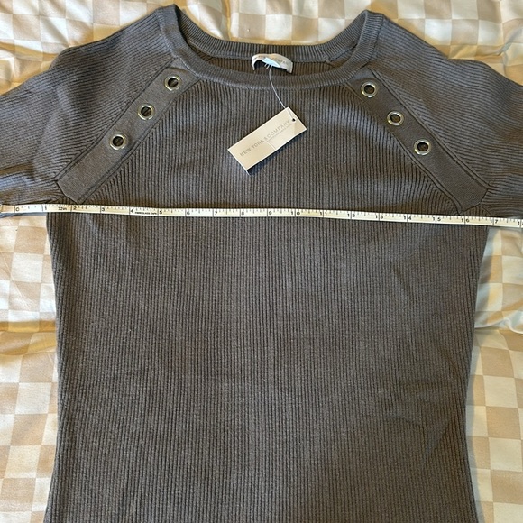 New York and Company sweater three-quarter sleeves - Picture 7 of 7